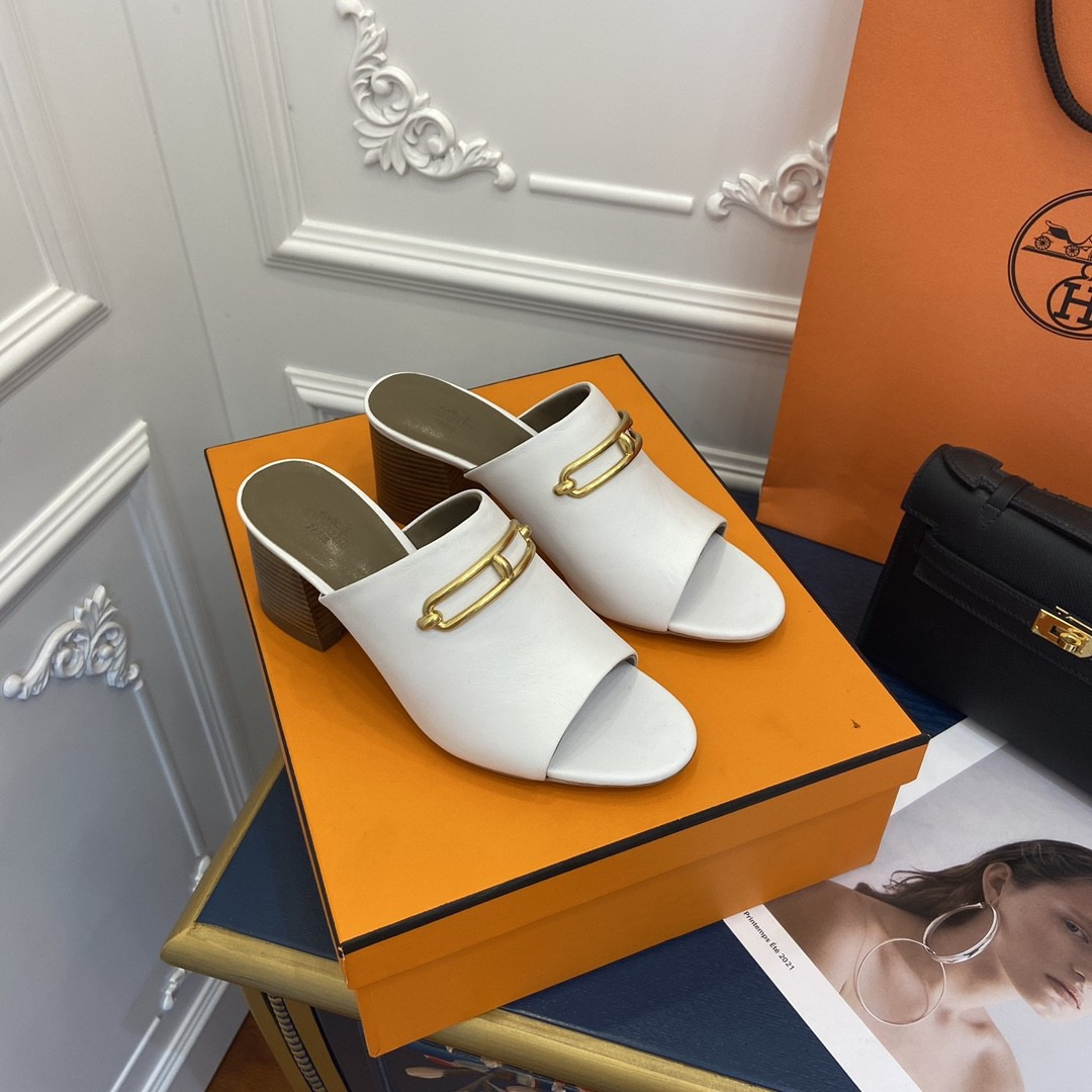 camilla and marc janis mule in tan