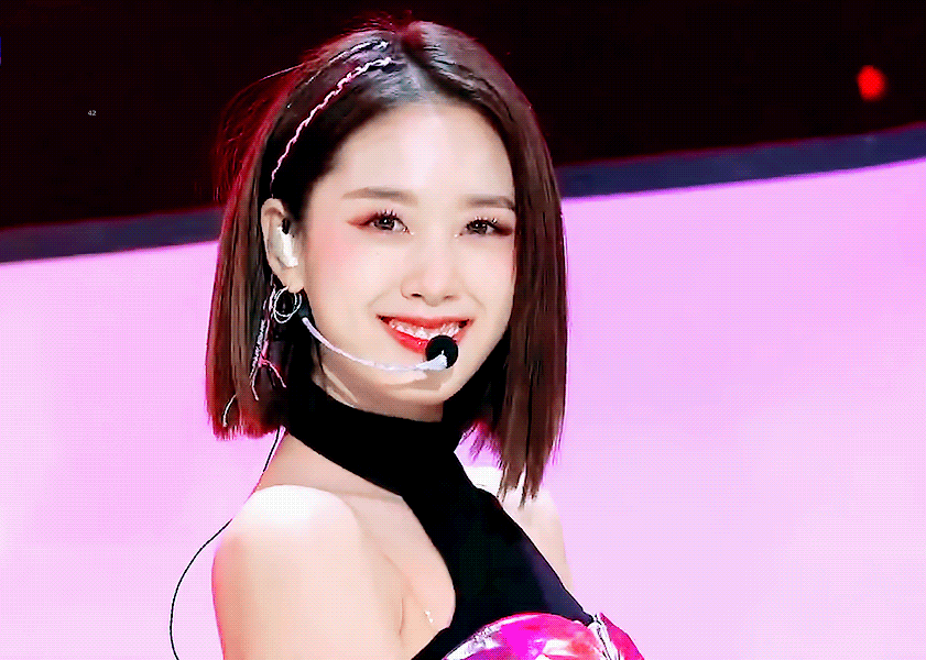 [잡담] 스테이씨 런투유 엔딩 중에 이 날 좋아하는데 | 인스티즈