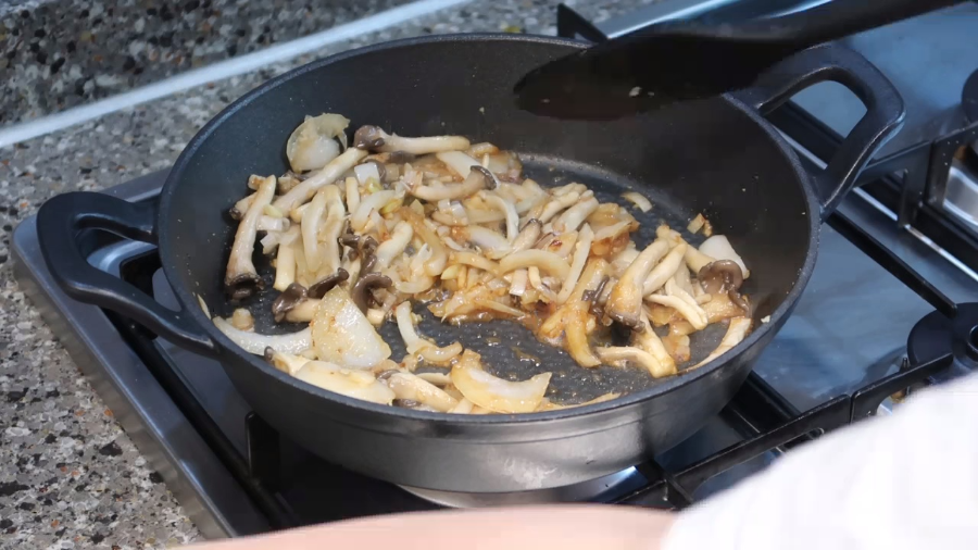 버섯덮밥 황금레시피 고물가시대 가성비 좋은 한그릇요리 추천 25 버섯덮밥 황금레시피-고물가시대-가성비-한그릇요리