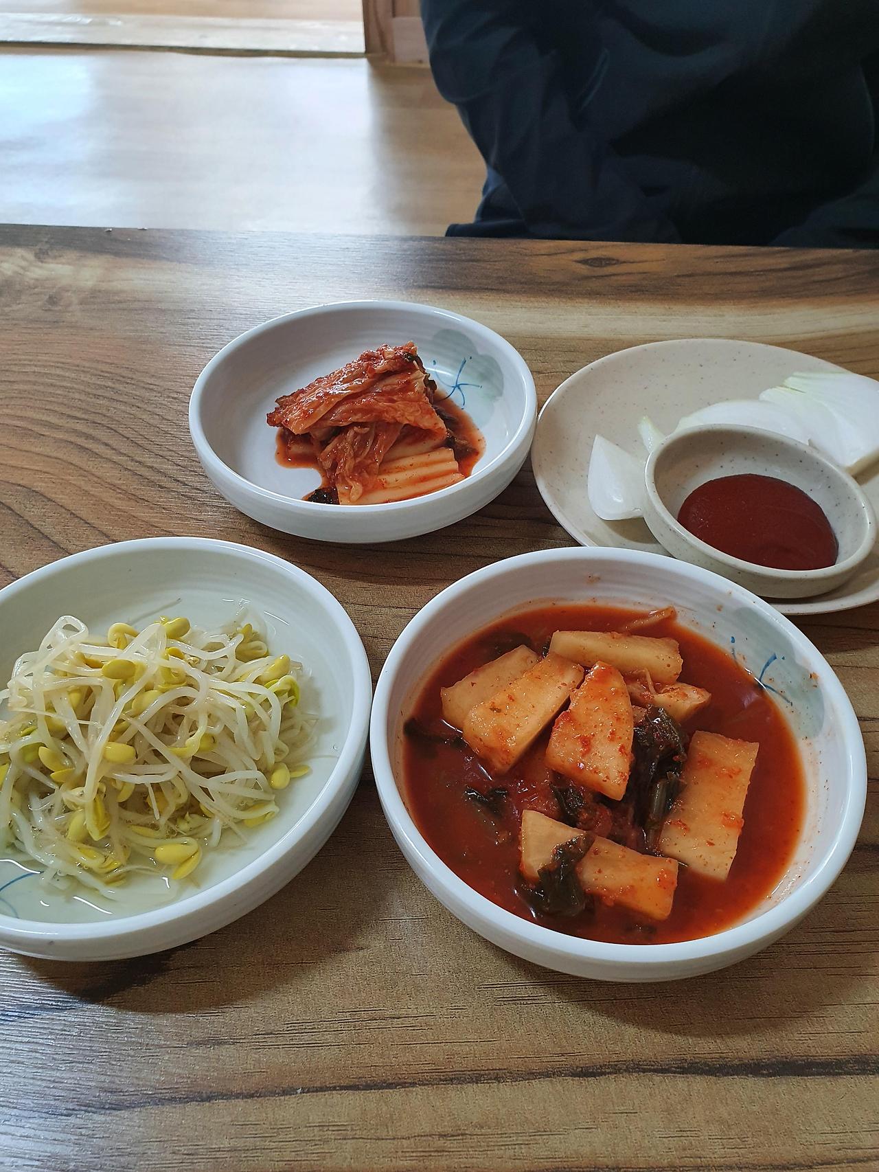 금산 어죽맛집 용강식당 바로 이 맛이지 7 용강식당-밑반찬-금산