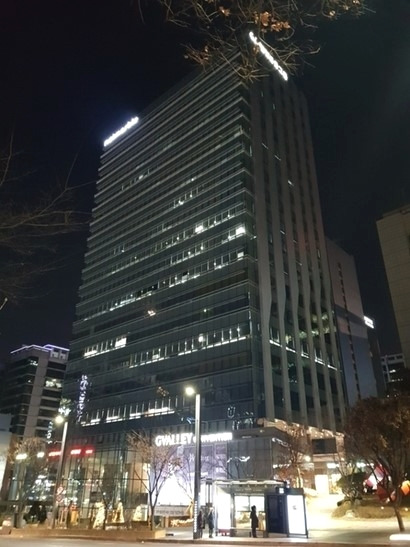 넷마블, 2.5조원에 '소셜 카지노社' 인수.."코웨이보다 8천억 더 썼다" 3 ywAAAAAAQABAAACAUwAOw==