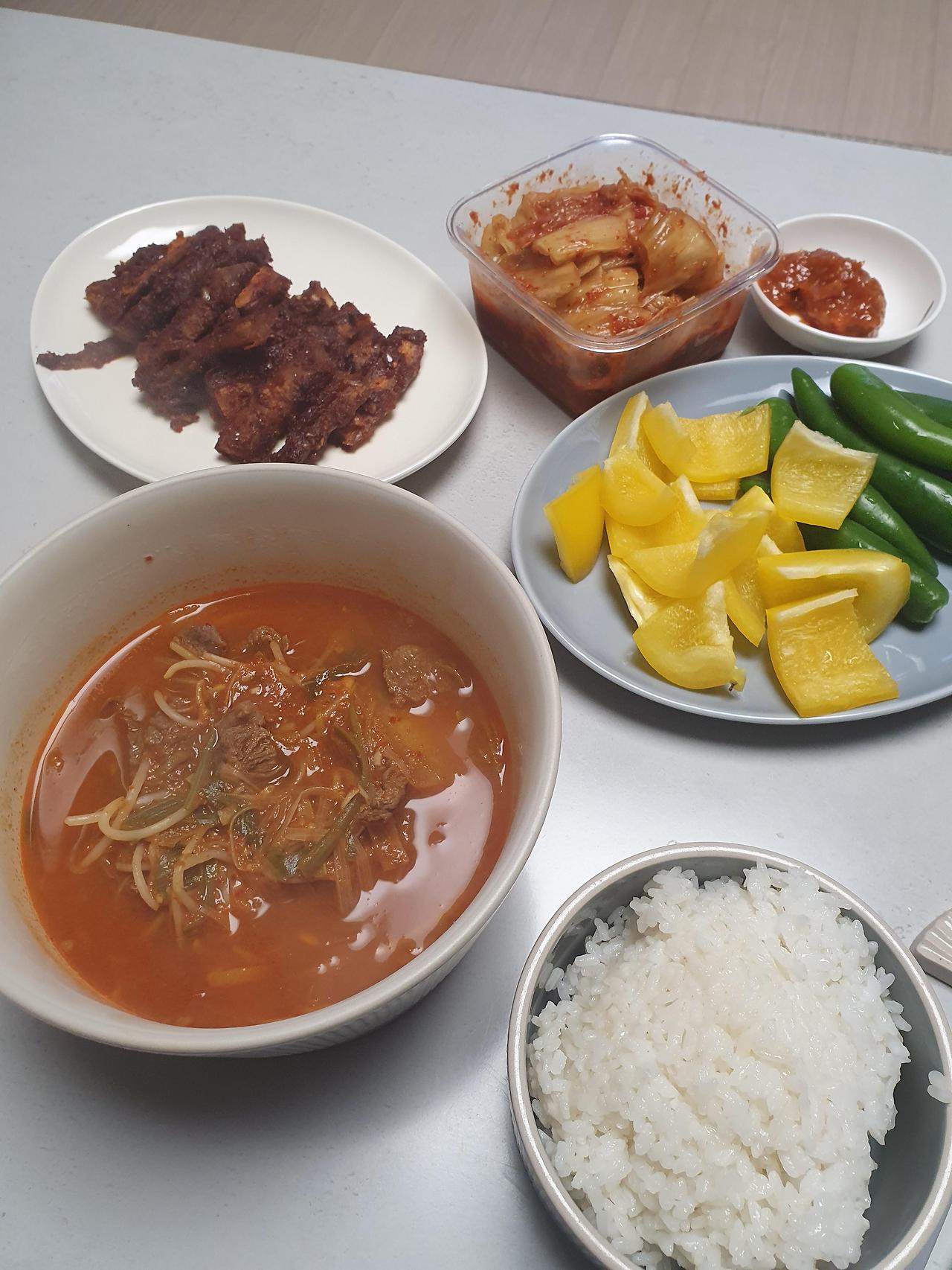 맛있는 경상도식 소고기뭇국 황금레시피 11 ywAAAAAAQABAAACAUwAOw==