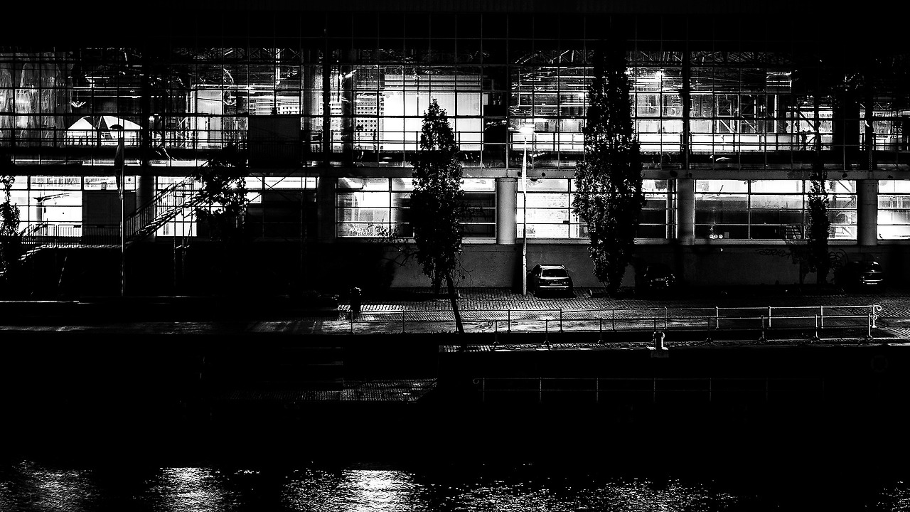 아이폰 검정배경화면 및 컴퓨터 검은색 바탕화면 사진모음