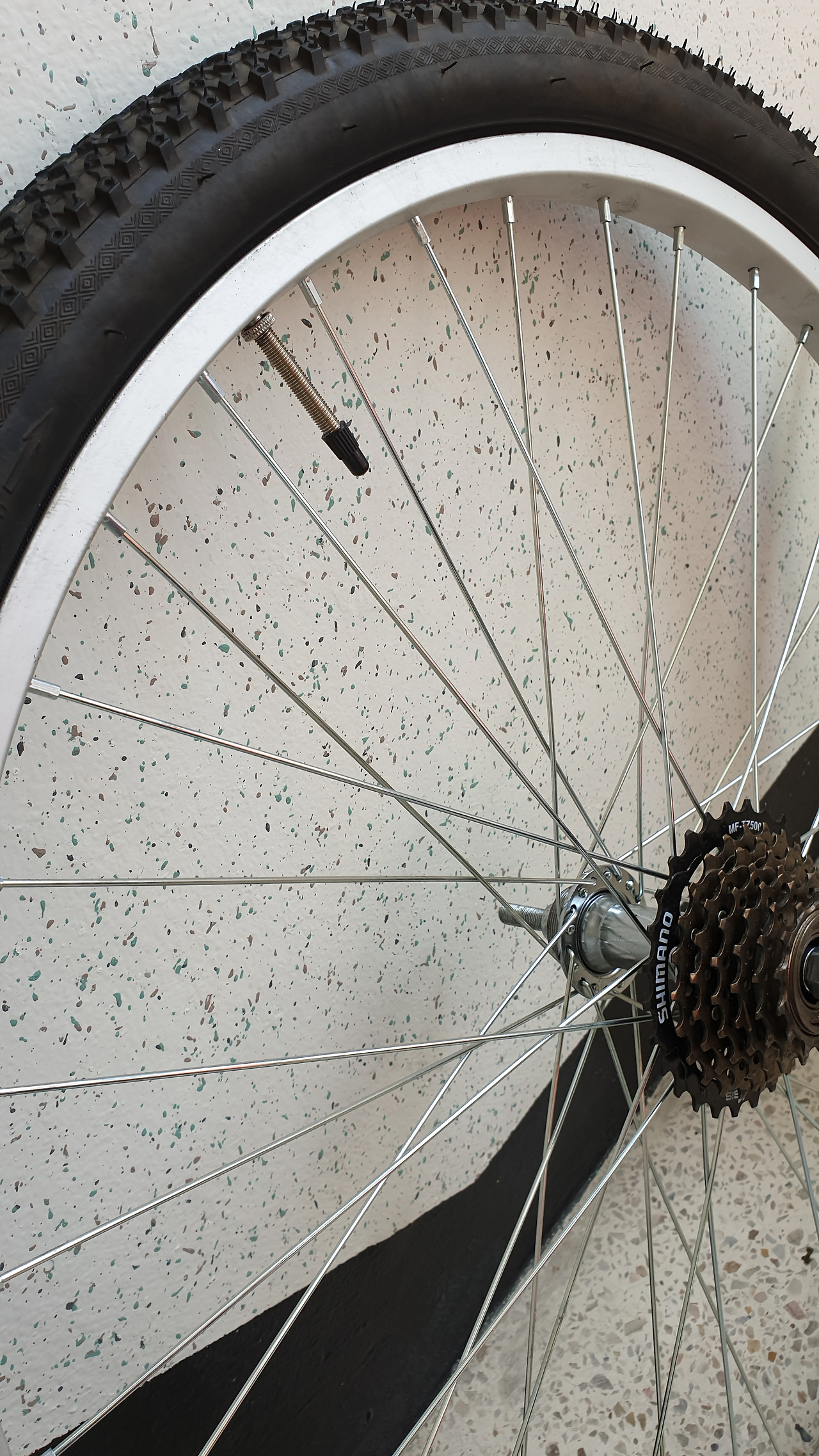 자전거 바퀴 교체