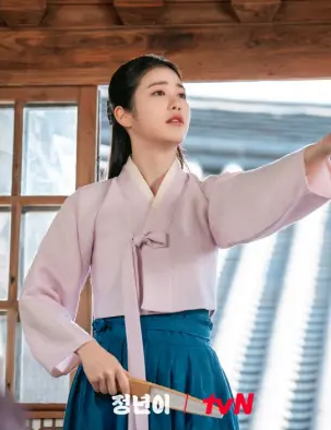 정년이 드라마 출연진 및 웹툰 안내 - 12부작 티빙 다시보기