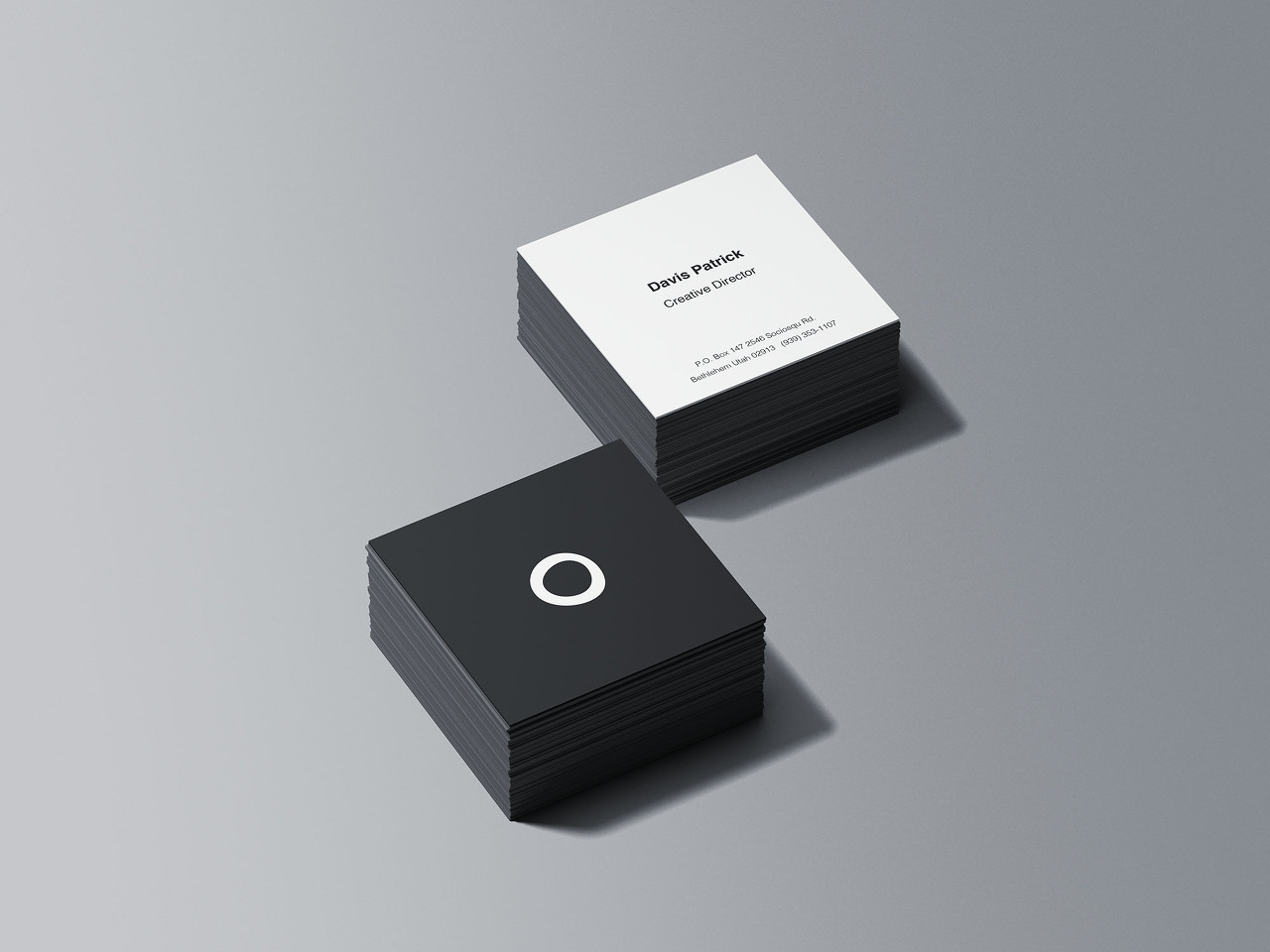 Square Business Card Stacks Mockup(스퀘어 명함 스택 목업)