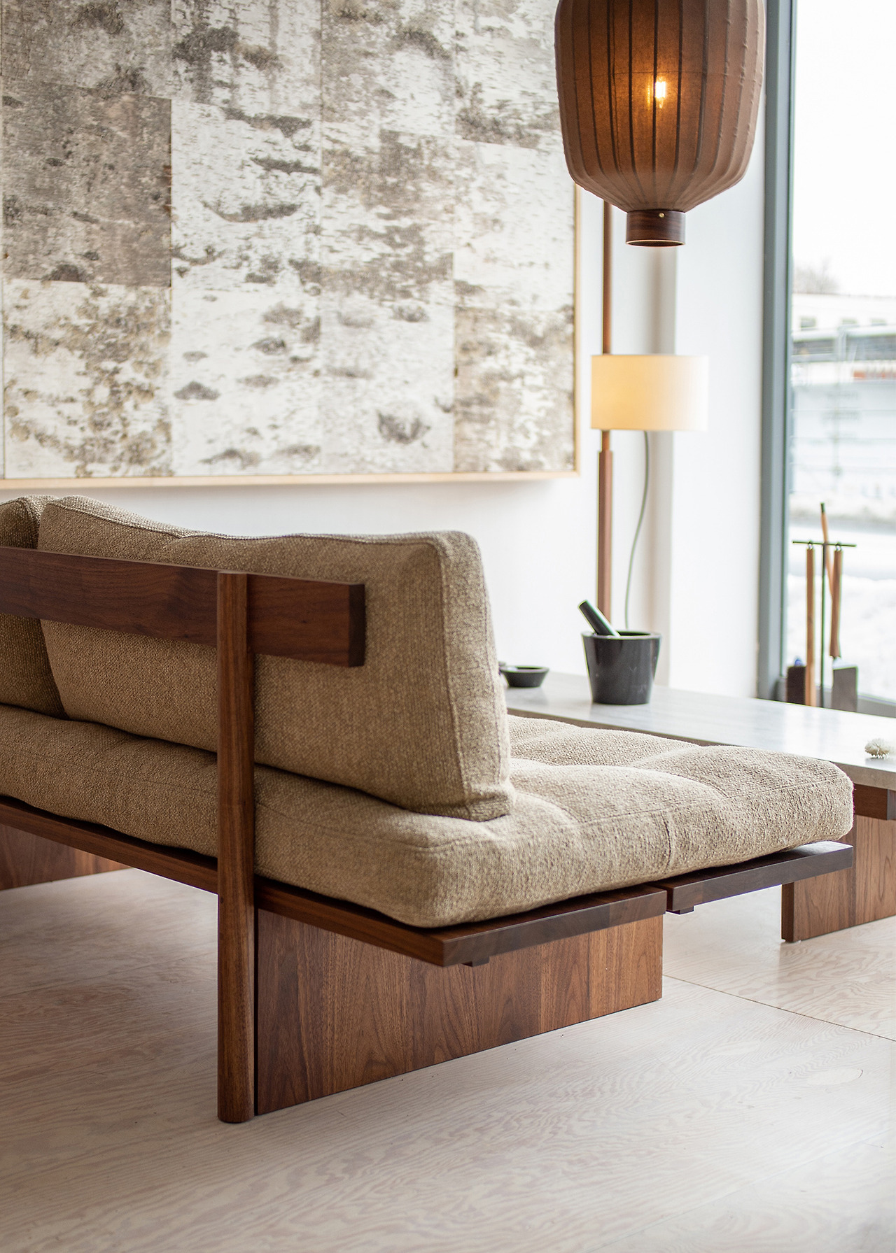 thom-fougere-mj-lk-sofa