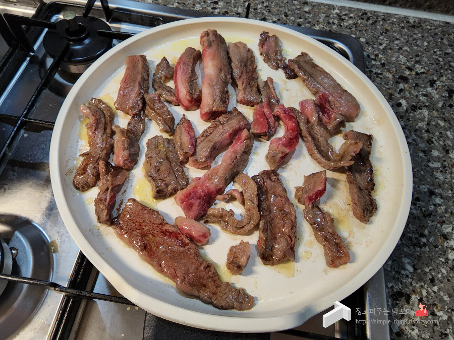 솥밥 맛있게 만드는 황금레시피 (갈빗살 솥밥) 응용 가능 7 ywAAAAAAQABAAACAUwAOw==