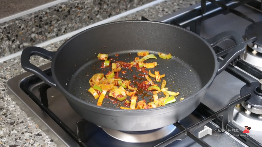 마파두부 황금레시피 한국인 입맛에 딱 맞는 마파두부 덮밥 소스 11 ywAAAAAAQABAAACAUwAOw==