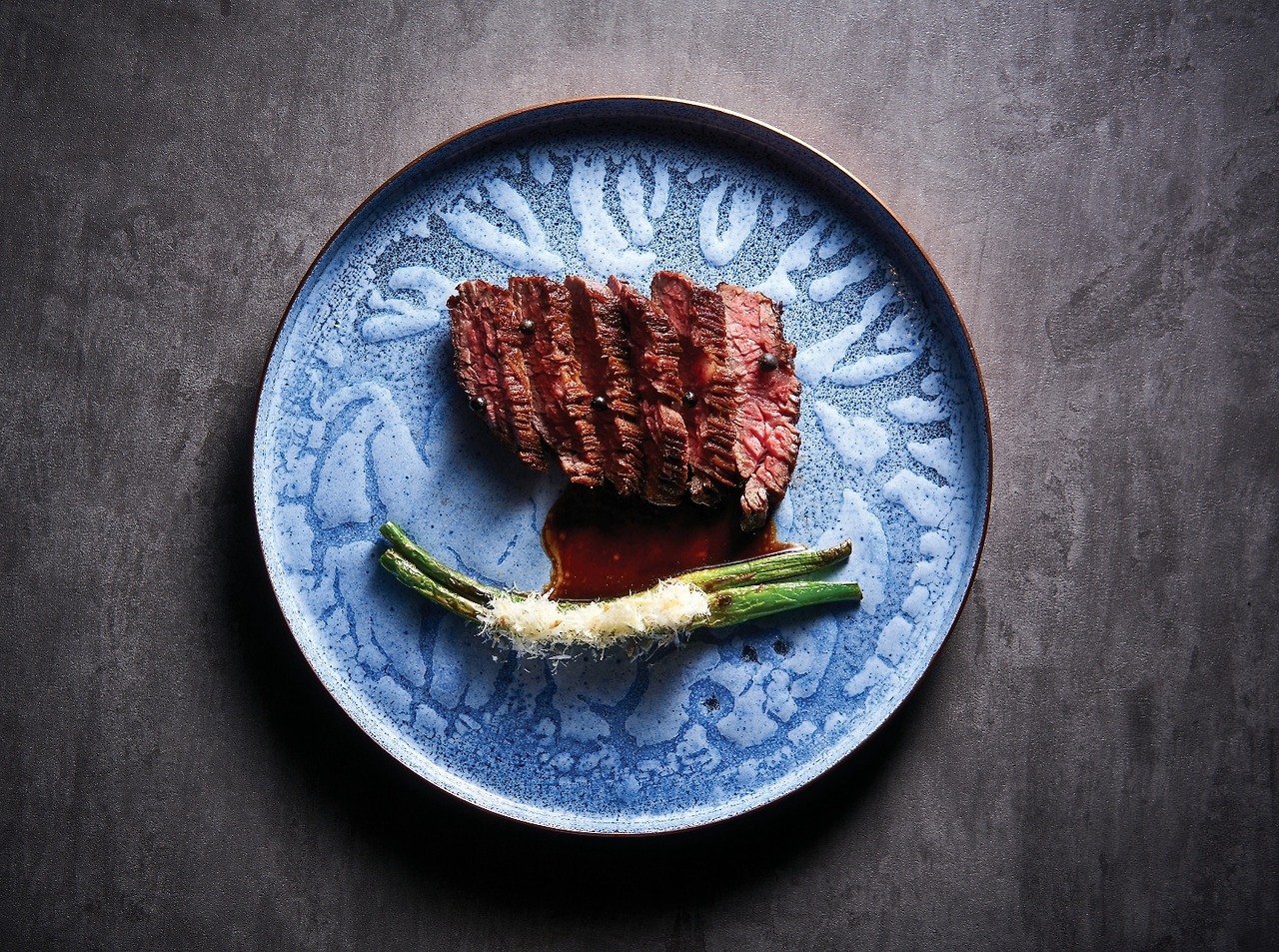 Smoked Skirt Steak with grilled garlic stems (Pic: RIPE)