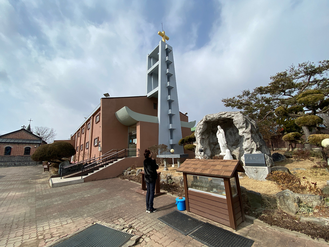 06화 금사리성당