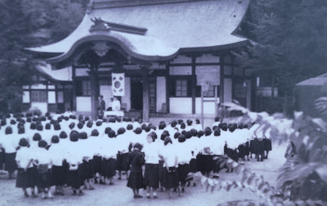 다크 투어, 남산에 있었던 신사(神社) 넷