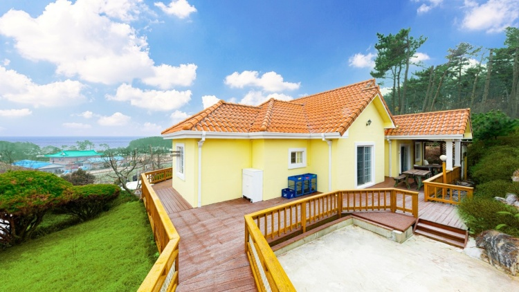 태안 단독주택 펜션, 노래방까지 갖춘 태안 안면도 가족 펜션, 몽산포해수욕장 현하우스