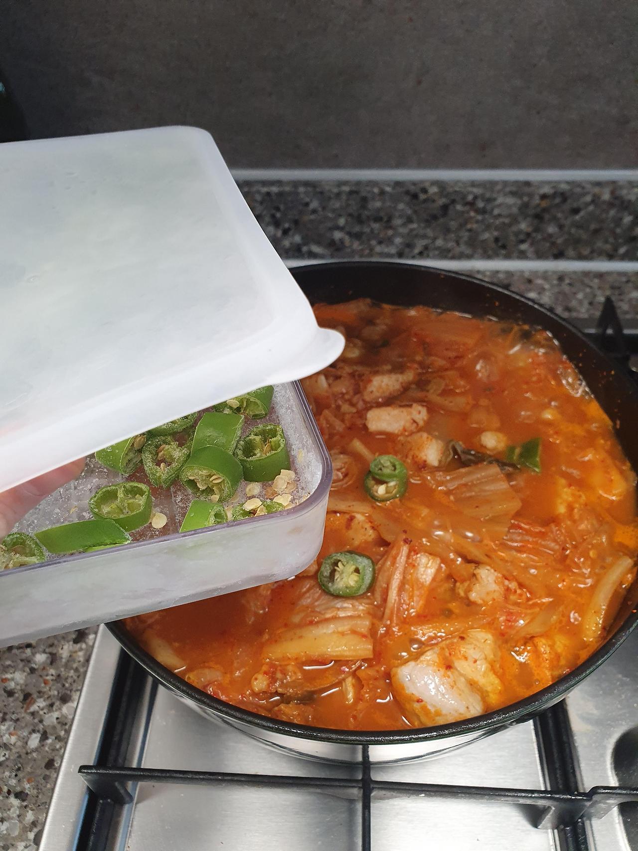 김치찌개 맛있게 끓이는법 9 ywAAAAAAQABAAACAUwAOw==