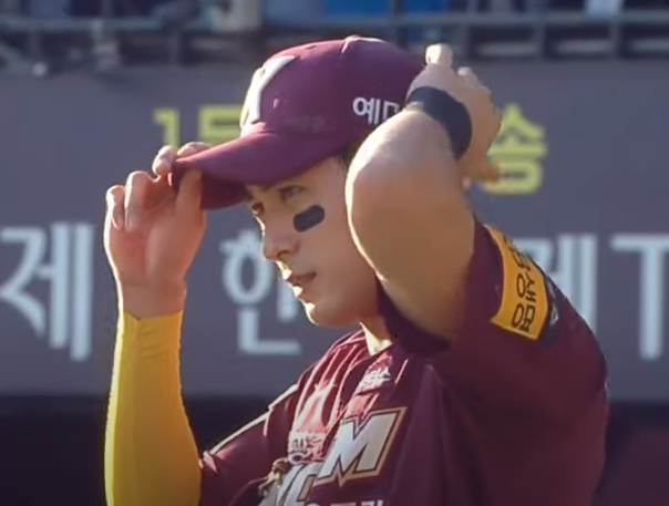 키움히어로즈 이정후 타격 5관왕, 리그 최초 부자 5관왕 탄생? 1 ywAAAAAAQABAAACAUwAOw==