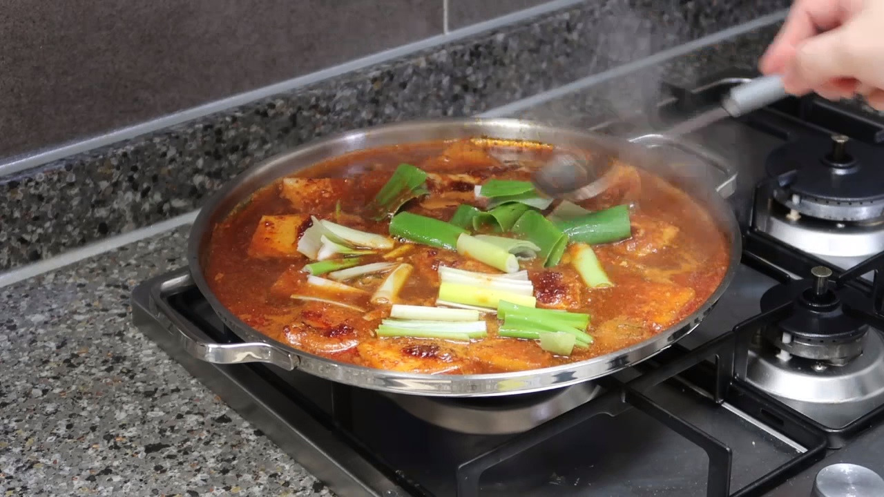 갈치조림 감칠맛 대폭발 황금레시피 (남대문 갈치조림 양념장 비율) 19 ywAAAAAAQABAAACAUwAOw==