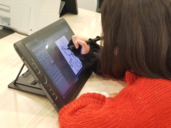 "연봉 3억원 이상 수두룩" 웹툰 작가 이렇게 많이 버나.. 3 ywAAAAAAQABAAACAUwAOw==