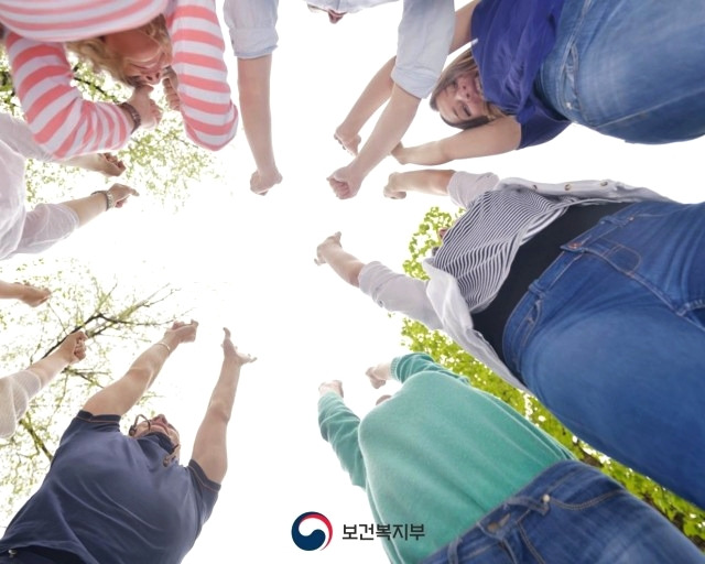 코로나 1.5단계 완화.. 수도권은 코로나 2단계로..(밤 10시까지 영업) 4 ywAAAAAAQABAAACAUwAOw==