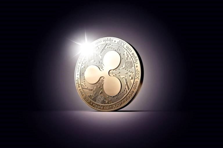 펄펄 끓는 비트코인 '김치 프리미엄' 부활 3 ywAAAAAAQABAAACAUwAOw==