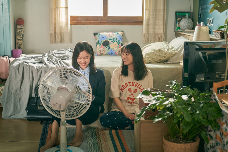 <스마트폰을 떨어뜨렸을 뿐인데> 영화 리뷰 2 ywAAAAAAQABAAACAUwAOw==