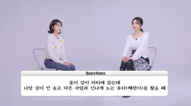 ESFP & INTJ 극과 극인 찐친 여돌.jpg