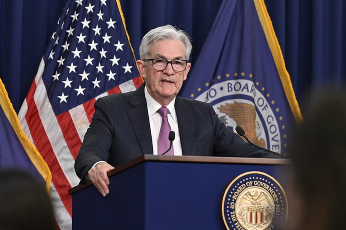연준(the Fed), 완고한 인플레이션 속에서 두 번의 금리 인상 신호로 소비자 주도 경기 침체 우려 제기 3 연준(the Fed), 완고한 인플레이션 속에서 두 번의 금리 인상 신호