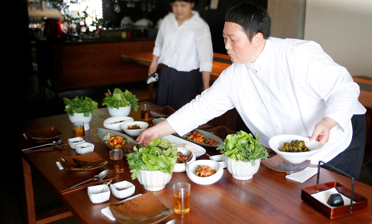 Chef preparing a hearty meal (Pic: Julia Lee)