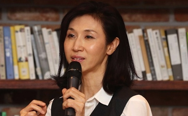 노태우 딸 노소영 "아버지 소뇌위축증..침대에 누워 초인적 인내심으로 버텨" 2 ywAAAAAAQABAAACAUwAOw==