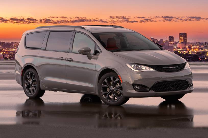 2020 Chrysler Pacifica Hybrid Limited 379 TAX