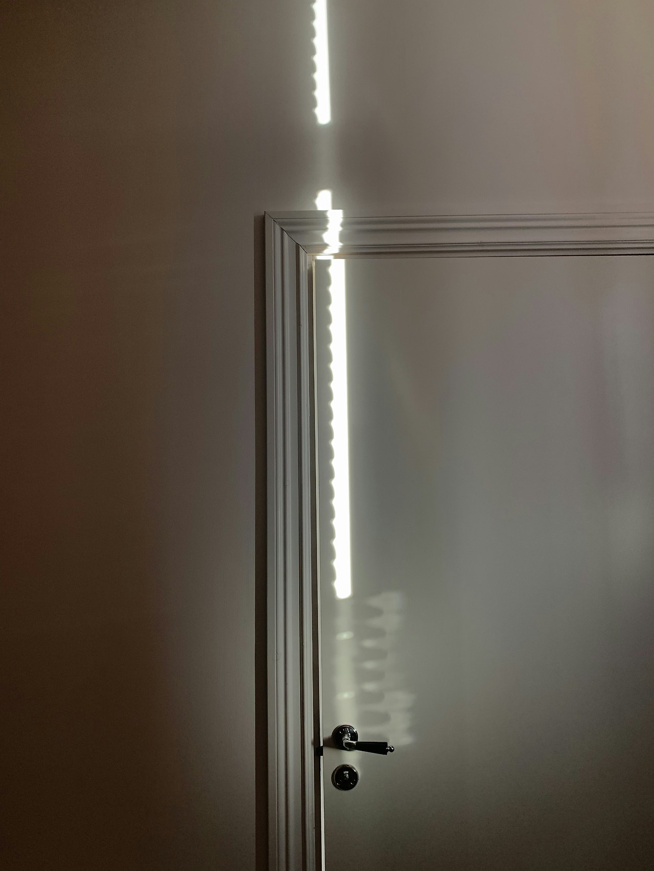 방문 손잡이 교체방법