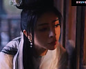 두 하녀의 일탈