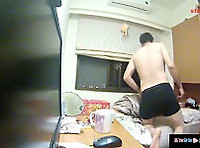 좁은 방에서 욕정 분출중