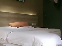 깨끗한 여사친의 몸매 또 꼴린다