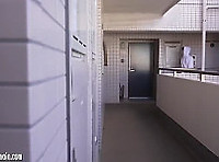 [IPX-884] 옆집에 사는 가슴이 큰 소녀가 나를-1