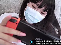 게임중독 여친 보지를 찌져주는 남친