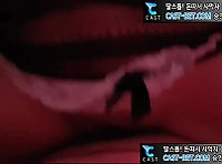 흔들리는 젖탱이보면서 박으니 더꼴릿하네