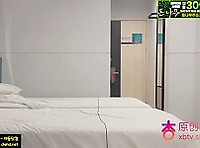 비싸보이는 원조녀