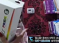 성인샵에서 캐스팅한 암캐들