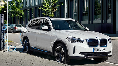 2022 BMW iX3_사진_0