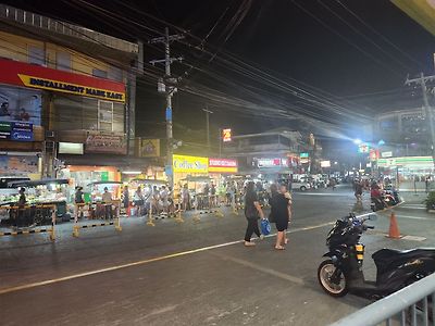 c17b550997ff8879d93bdf5b37b450ff81043033