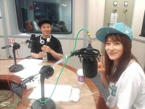 [김동욱 류현경. 사진=올드스콜 제공]