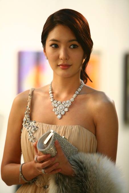 '대물' 서지영, 럭셔리드레스 도도-여신포스 '업신표정 압권'