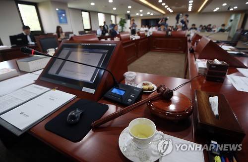 방통위 전체회의 <<연합뉴스 자료사진>>