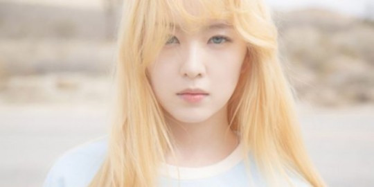 금발 아이린