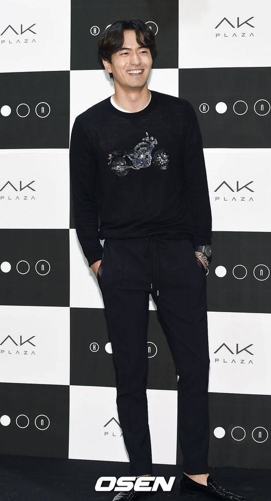 [배우 이진욱. 사진=OSEN]