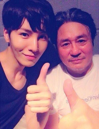 '대호' 최민식, 노민우와 함께 '명량' 감사 인증샷..."1700만 돌파 감사합니다"