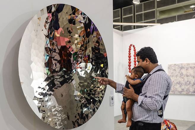 홍콩 대표 아트 페어 아트 바젤 홍콩.