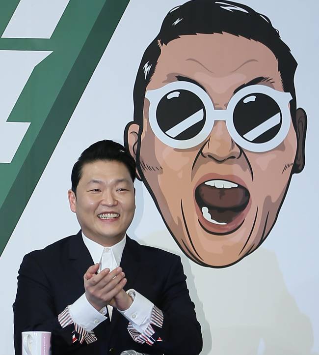 Psy at the press conference for the release of the &ldquo;Chiljip Psy-da&rdquo; album at the Conrad Hotel in Seoul on Nov. 30, 2015. (Yonhap)