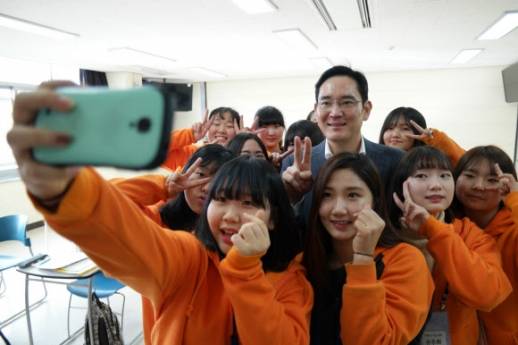 이재용, 올해도 드림클래스 현장 깜짝 방문