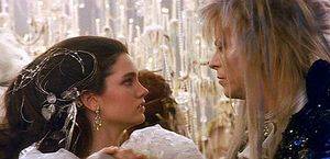 영화 라비란스에 출연한 데이비드 보위(오른쪽)